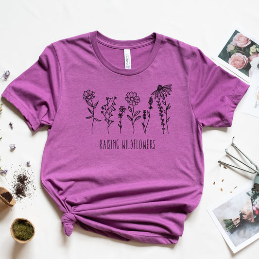Raising Wildflowers Graphic Tee in Heather Magenta